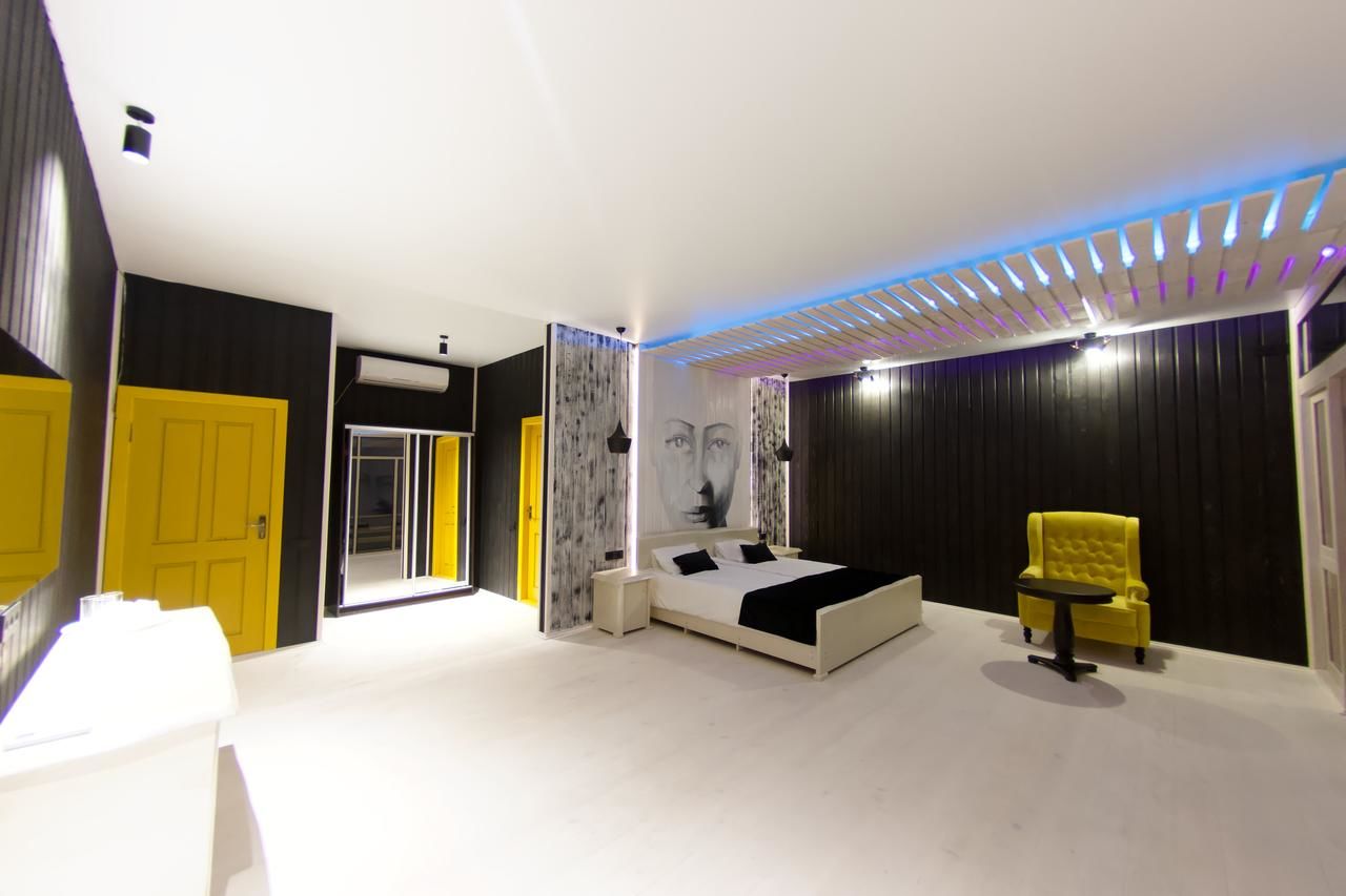 Отель Captain Black Hotel Пицунда-22