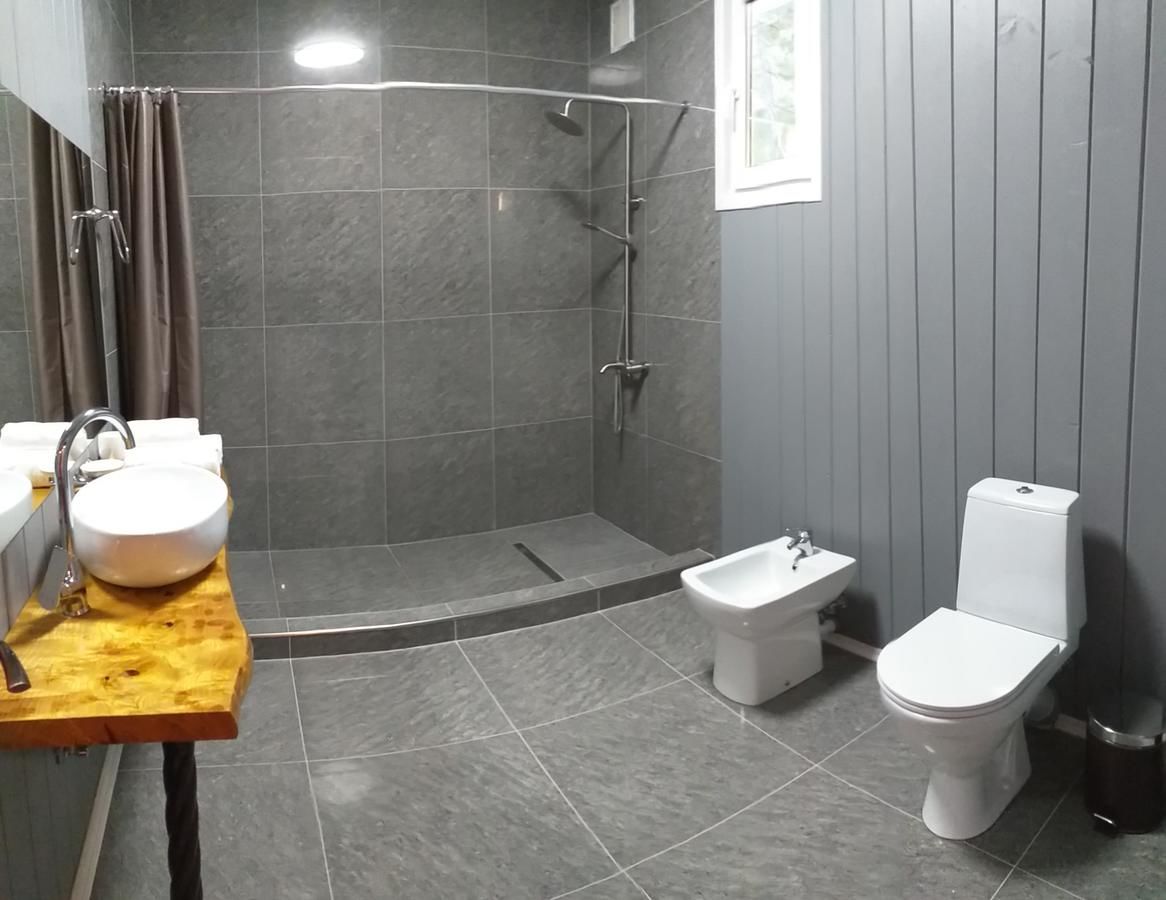 Отель Captain Black Hotel Пицунда